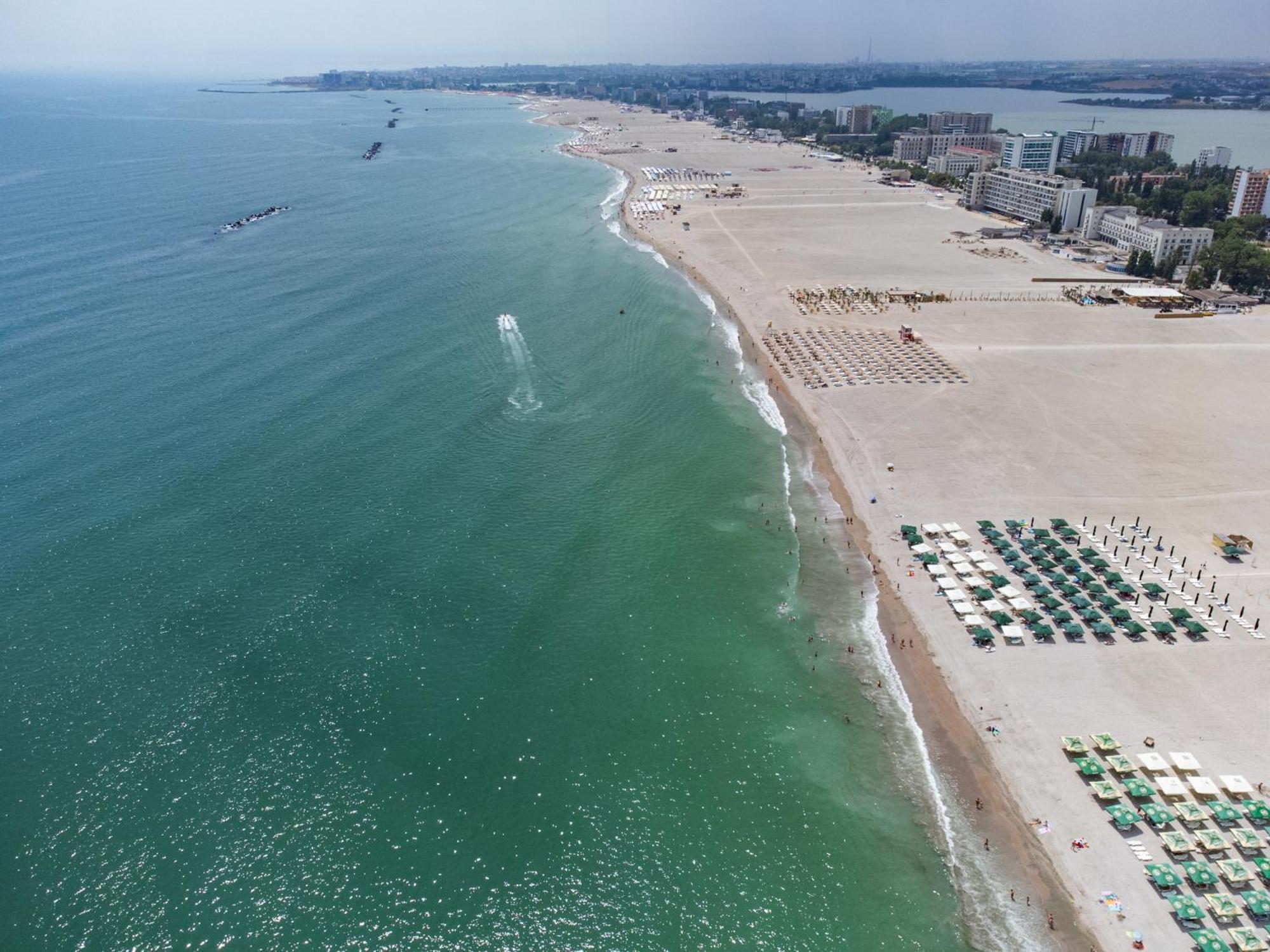 Complex Modern All Inclusive Mamaia Exterior photo