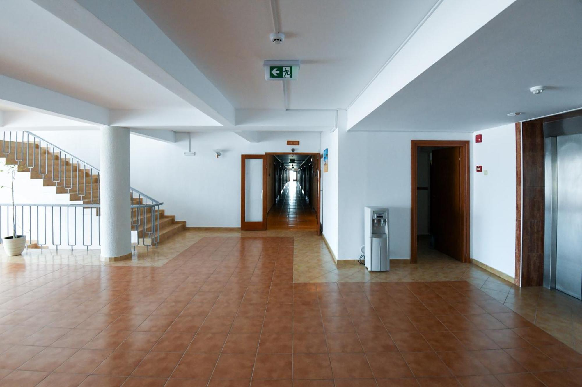 Complex Modern All Inclusive Mamaia Exterior photo
