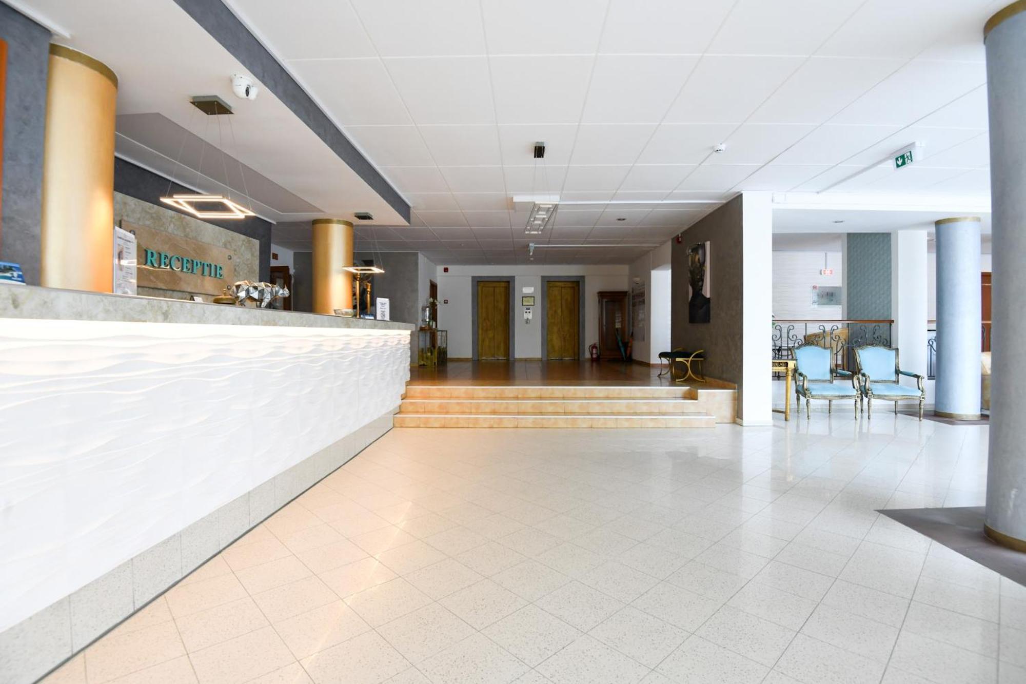 Complex Modern All Inclusive Mamaia Exterior photo