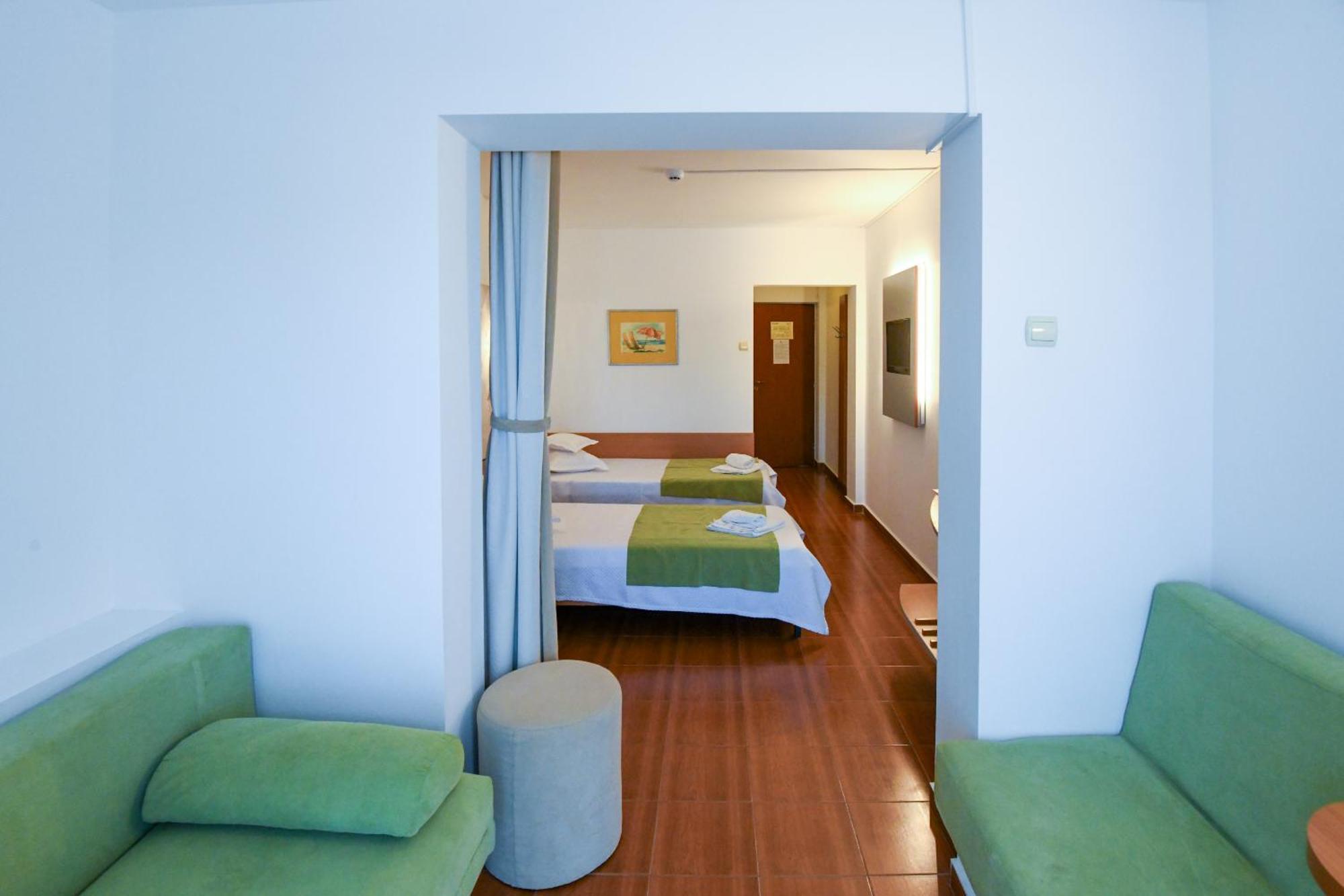 Complex Modern All Inclusive Mamaia Exterior photo