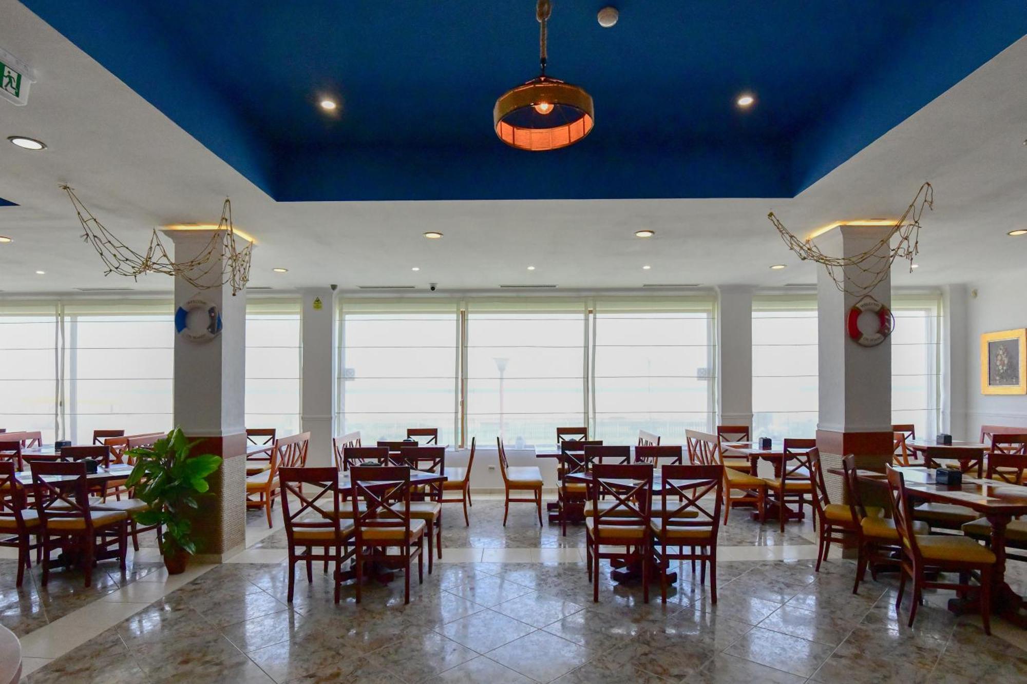 Complex Modern All Inclusive Mamaia Exterior photo